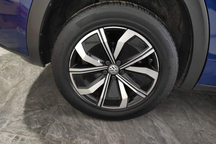 Used Volkswagen Teramont X 2020 380TSI Four-Wheel Drive Luxury Edition Right Rear Wheel Hub