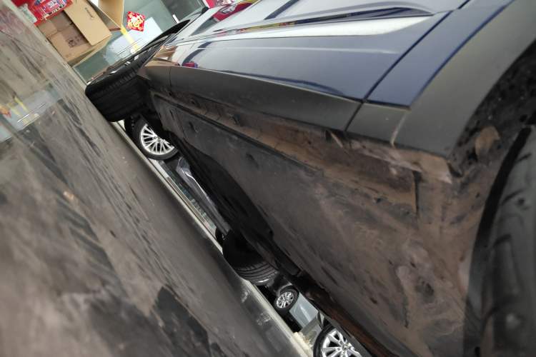 Used Volkswagen Teramont X 2020 380TSI Four-Wheel Drive Luxury Edition Right Side Sill