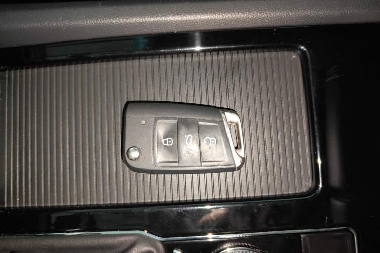 Used Volkswagen Teramont X 2020 380TSI Four-Wheel Drive Luxury Edition Vehicle Key