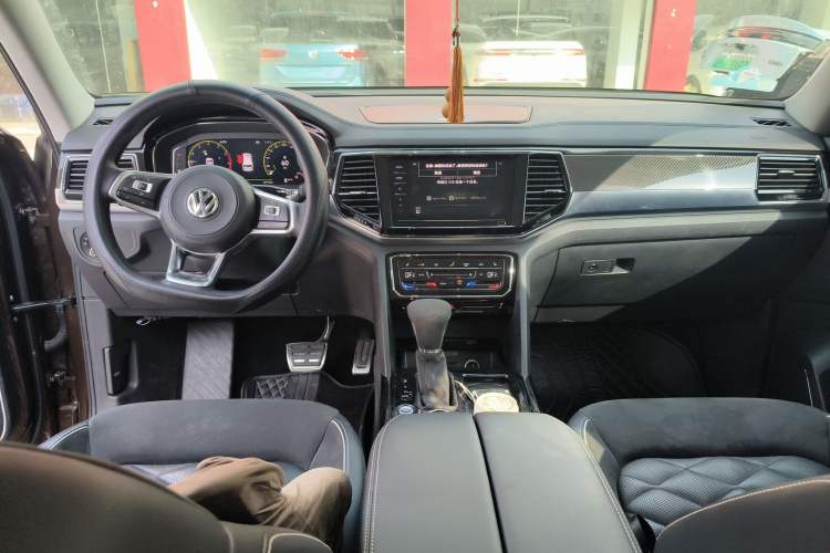 Used Volkswagen Teramont X 2020 380TSI Four-Wheel Drive Prestige Luxury Edition Center Console