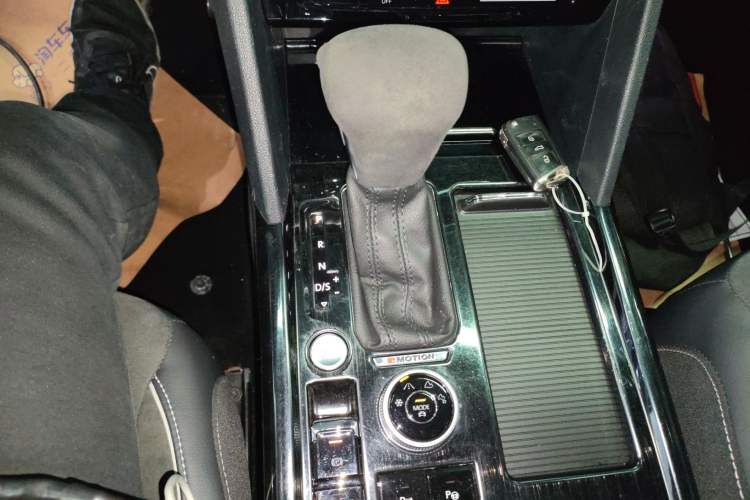 Used Volkswagen Teramont X 2020 380TSI Four-Wheel Drive Prestige Luxury Edition Gear Lever