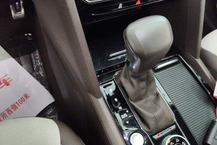 Used Volkswagen Teramont X 2020 380TSI Four-Wheel Drive Prestige Luxury Edition Gear Lever