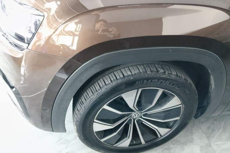 Used Volkswagen Teramont X 2020 380TSI Four-Wheel Drive Prestige Luxury Edition Left Front Wheel Hub