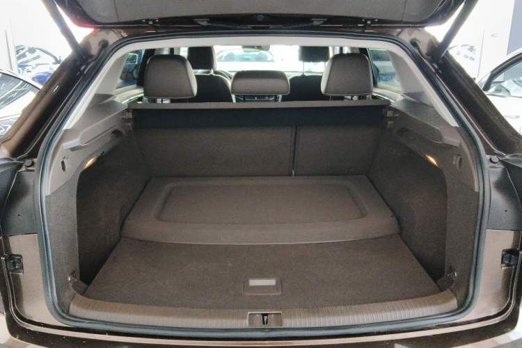 Used Volkswagen Teramont X 2020 380TSI Four-Wheel Drive Prestige Luxury Edition Trunk
