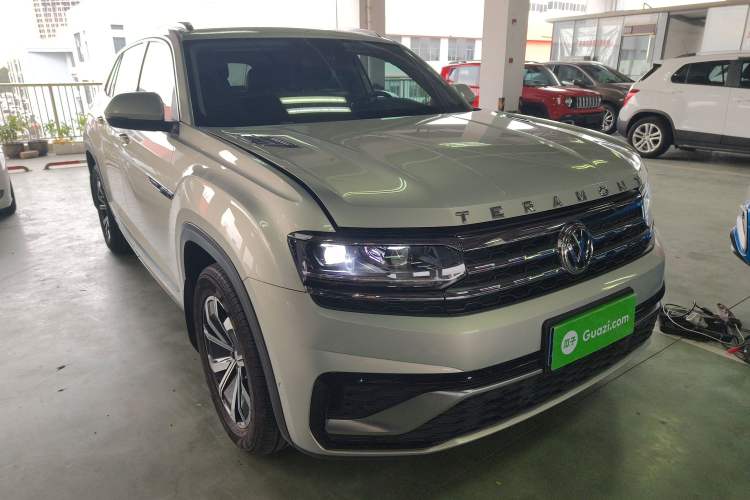 Used Volkswagen Teramont X 2020 380TSI Four-Wheel Drive Luxury Edition Front Right 45 Deg