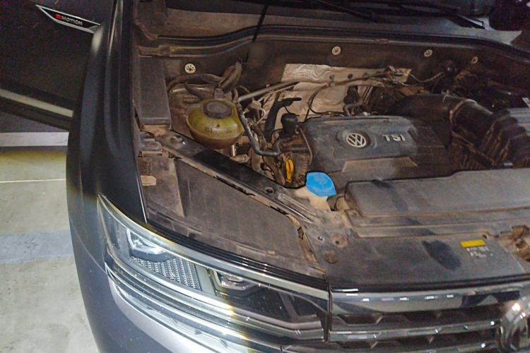 Used Volkswagen Teramont X 2020 380TSI Four-Wheel Drive Prestige Luxury Edition Engine Bay Right