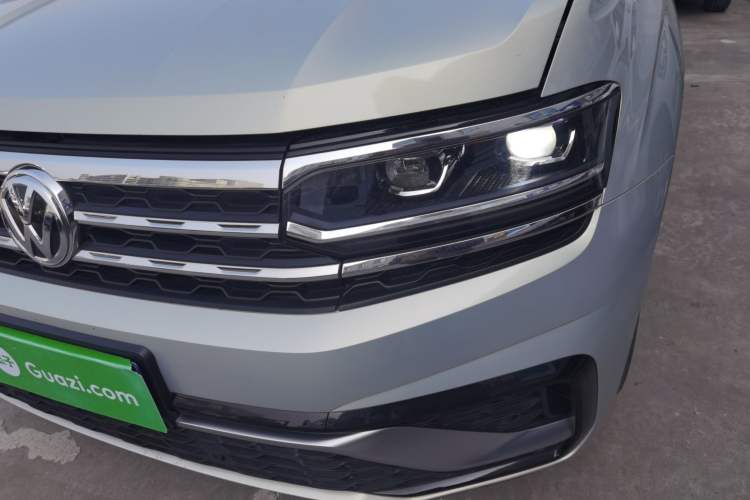 Used Volkswagen Teramont X 2020 Revised Version 330TSI Two-Wheel Drive Prestige Luxury Edition Left Front Headlight