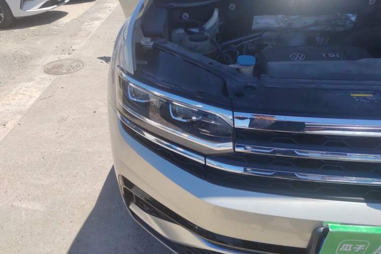 Used Volkswagen Teramont X 2020 380TSI Four-Wheel Drive Prestige Luxury Edition Right Front Headlight