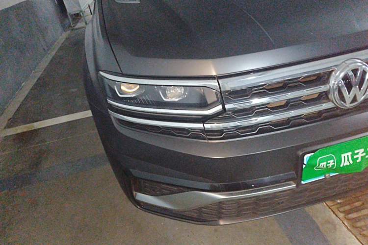 Used Volkswagen Teramont X 2020 380TSI Four-Wheel Drive Prestige Luxury Edition Right Front Headlight