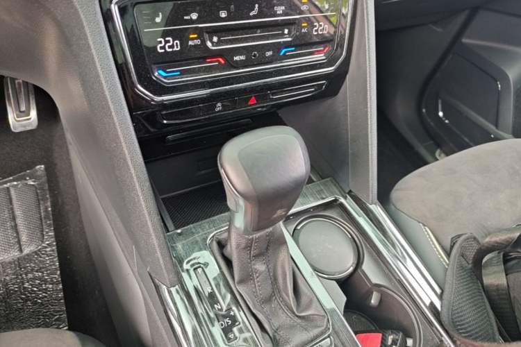 Used Volkswagen Teramont X 2020 380TSI Four-Wheel Drive Prestige Luxury Edition Gear Lever