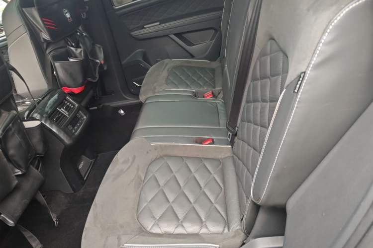 Used Volkswagen Teramont X 2020 380TSI Four-Wheel Drive Prestige Luxury Edition Left Rear Seat