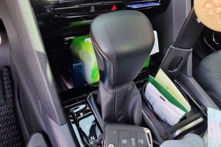 Used Volkswagen Teramont X 2020 Revised Version 380TSI Four-Wheel Drive Prestige Luxury Edition Gear Lever