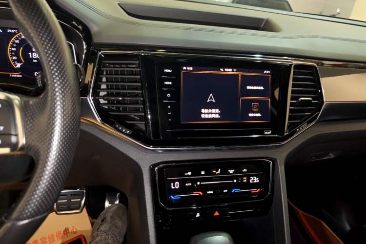 Used Volkswagen Teramont X 2020 380TSI Four-Wheel Drive Luxury Edition Audio And AC Panel
