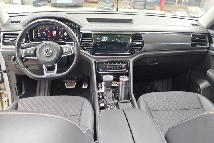 Used Volkswagen Teramont X 2020 Facelift 380TSI Four-Wheel Drive Luxury Edition Center Console