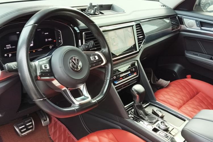Used Volkswagen Teramont X 2020 Facelift 380TSI Four-Wheel Drive Luxury Edition Center Console