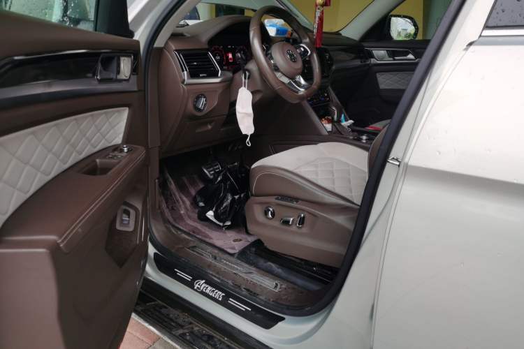 Used Volkswagen Teramont X 2020 Revised Version 380TSI Four-Wheel Drive Prestige Luxury Edition Driver Seat