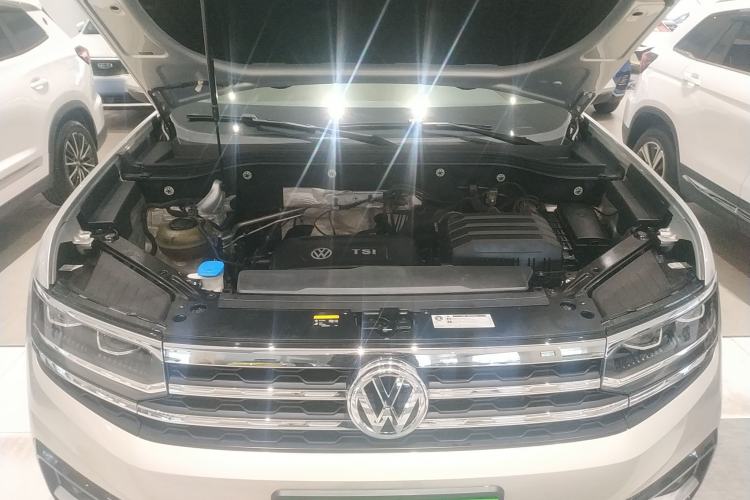 Used Volkswagen Teramont X 2020 Facelift 380TSI Four-Wheel Drive Luxury Edition Engine Bay