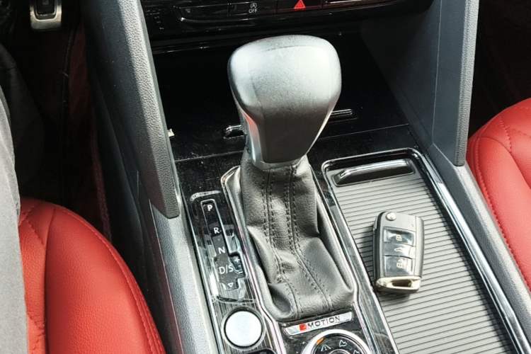 Used Volkswagen Teramont X 2020 Facelift 380TSI Four-Wheel Drive Luxury Edition Gear Lever