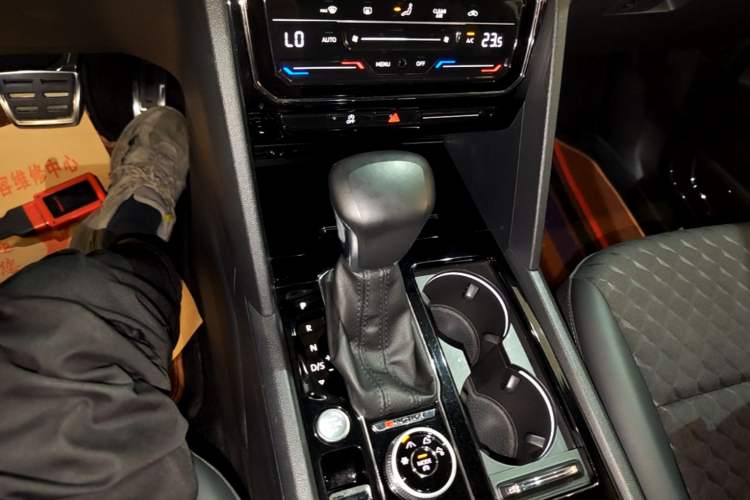 Used Volkswagen Teramont X 2020 380TSI Four-Wheel Drive Luxury Edition Gear Lever