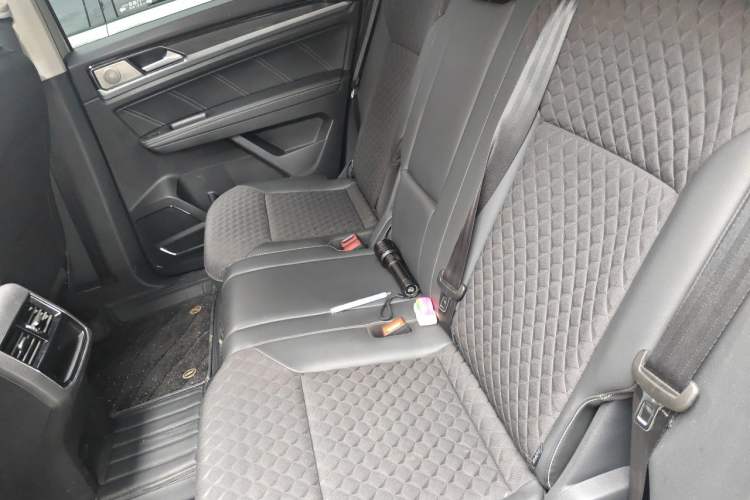 Used Volkswagen Teramont X 2020 Facelift 380TSI Four-Wheel Drive Luxury Edition Left Rear Seat