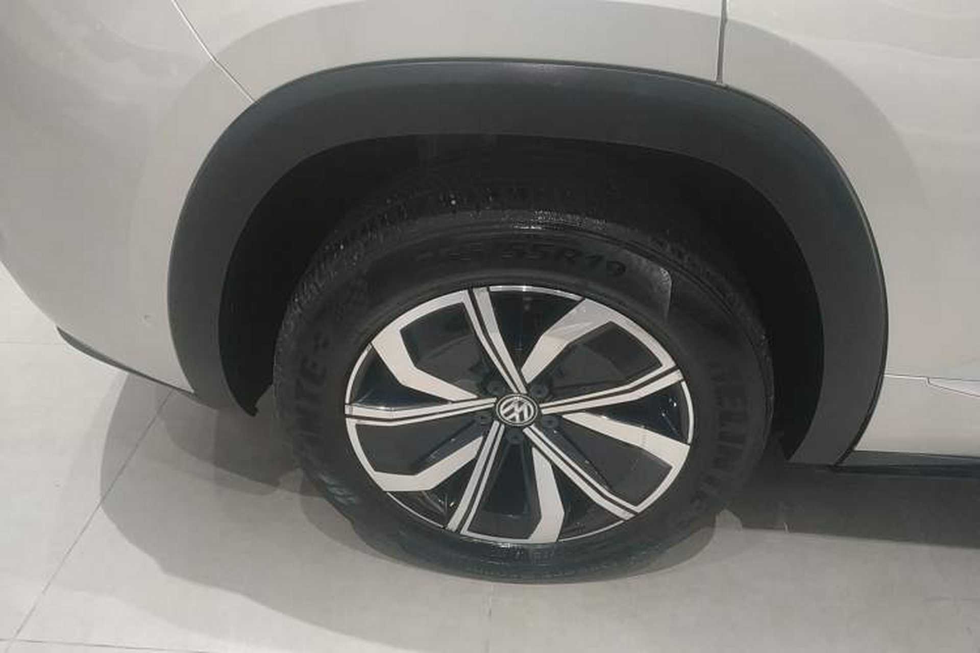 Used Volkswagen Teramont X 2020 Facelift 380TSI Four-Wheel Drive Luxury Edition Right Rear Wheel Hub