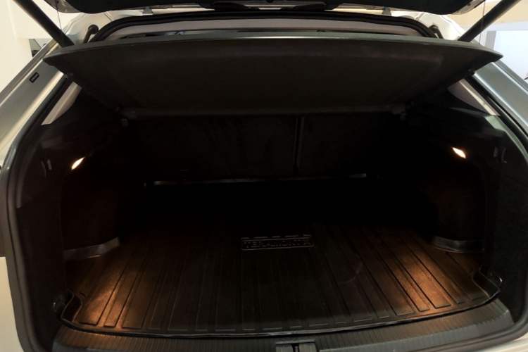 Used Volkswagen Teramont X 2020 380TSI Four-Wheel Drive Luxury Edition Trunk