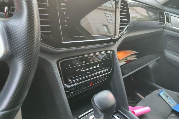 Used Volkswagen Teramont X 2020 380TSI Four-Wheel Drive Prestige Luxury Edition Audio And AC Panel