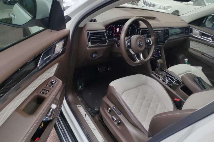 Used Volkswagen Teramont X 2020 Facelifted 530 V6 All-Wheel Drive Prestige Flagship Edition Driver Seat