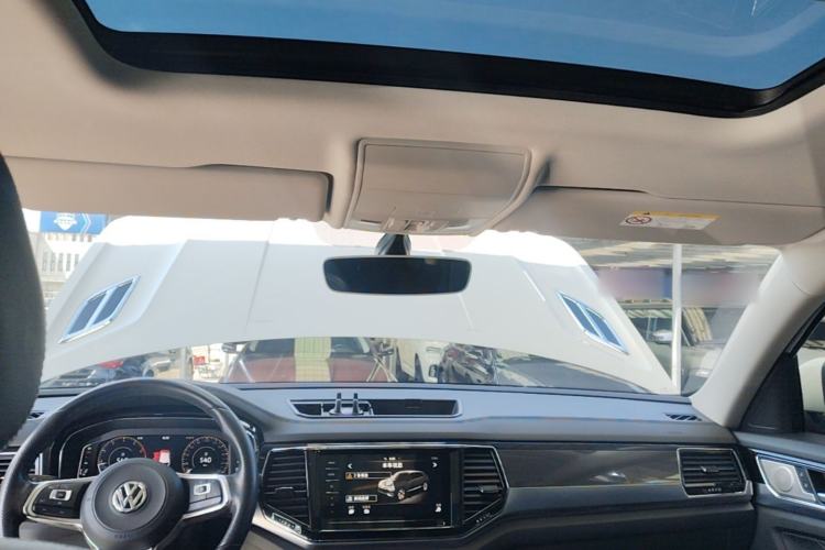 Used Volkswagen Teramont X 2020 Facelifted 330TSI Two-Wheel-Drive Luxury Edition Headliner