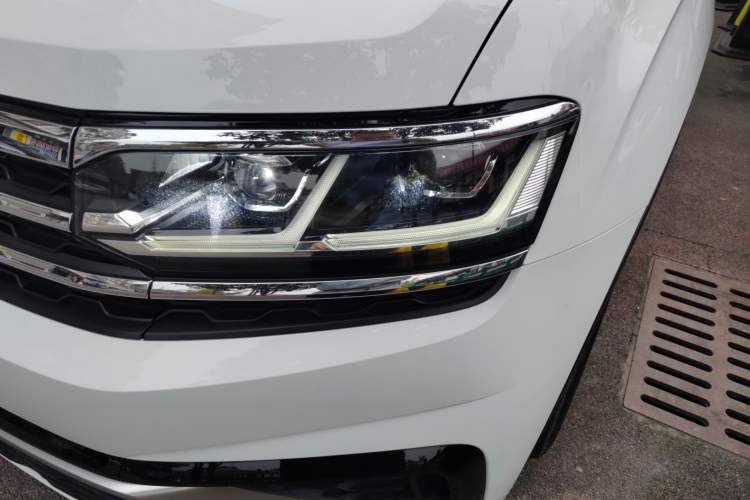 Used Volkswagen Teramont X 2020 Facelifted 530 V6 All-Wheel Drive Prestige Flagship Edition Left Front Headlight