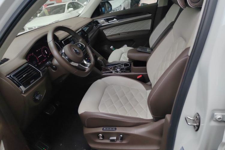 Used Volkswagen Teramont X 2020 Facelifted 530 V6 All-Wheel Drive Prestige Flagship Edition Left Front Seat