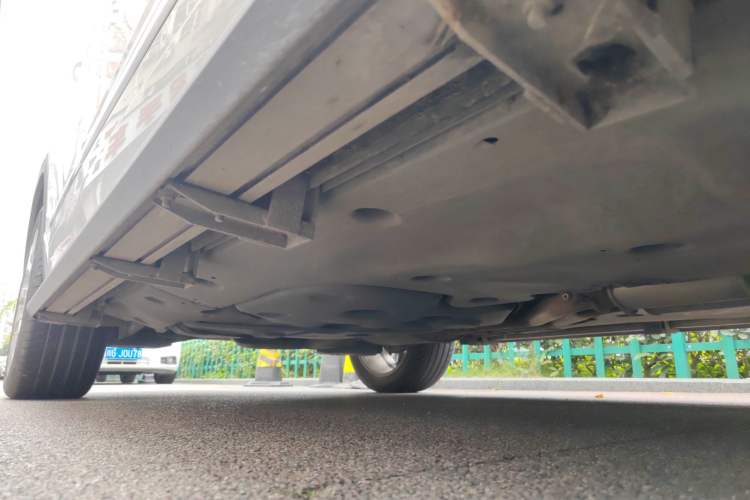 Used Volkswagen Teramont X 2020 Facelifted 530 V6 All-Wheel Drive Prestige Flagship Edition Right Side Sill