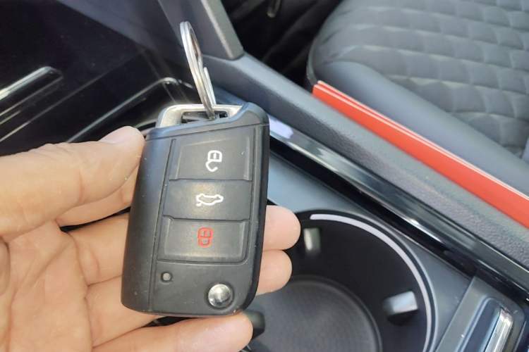 Used Volkswagen Teramont X 2020 Facelifted 330TSI Two-Wheel-Drive Luxury Edition Vehicle Key