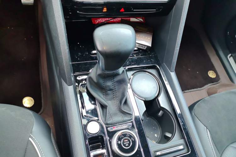 Used Volkswagen Teramont X 2020 380TSI Four-Wheel Drive Prestige Luxury Edition Gear Lever
