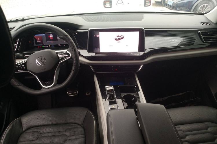Used Volkswagen Teramont X 2021 380TSI Four-Wheel Drive Prestige Flagship Edition Center Console