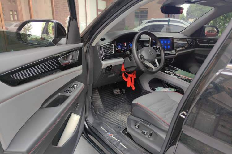 Used Volkswagen Teramont X 2021 330TSI Two-Wheel-Drive Prestige Luxury Edition Driver Seat