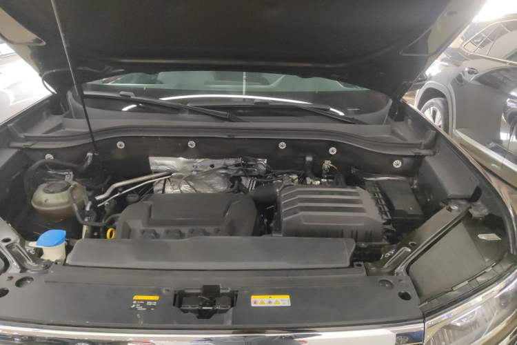 Used Volkswagen Teramont X 2021 330TSI Two-Wheel-Drive Luxury Edition Engine Bay