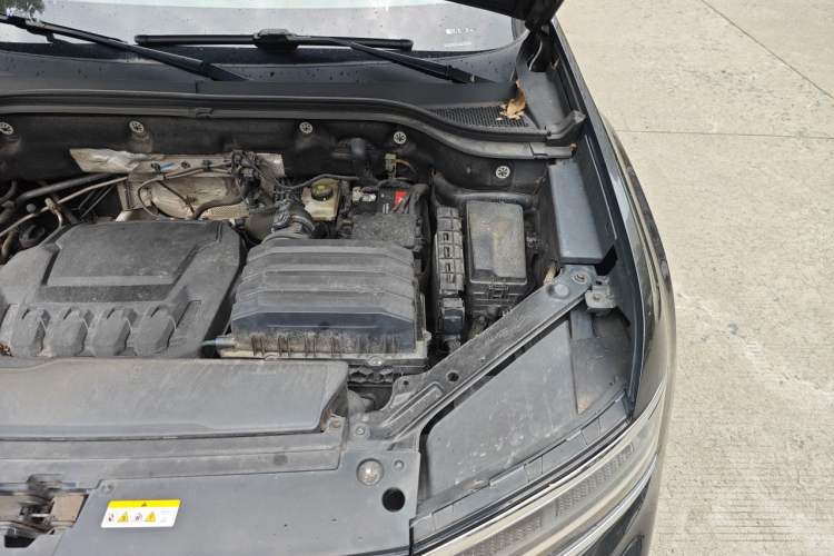Used Volkswagen Teramont X 2021 330TSI Two-Wheel-Drive Prestige Luxury Edition Engine Bay Left