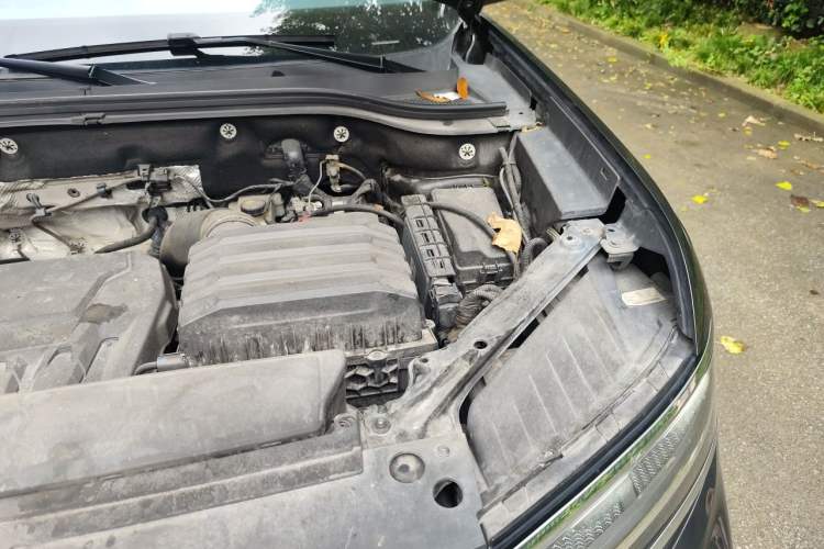 Used Volkswagen Teramont X 2021 380TSI Four-Wheel Drive Luxury Edition Engine Bay Left