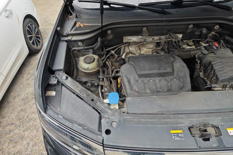 Used Volkswagen Teramont X 2021 330TSI Two-Wheel-Drive Prestige Luxury Edition Engine Bay Right