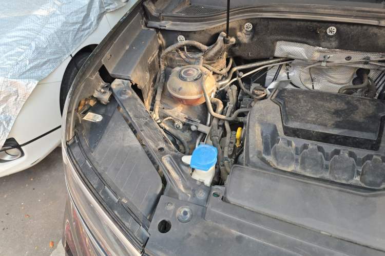 Used Volkswagen Teramont X 2021 330TSI Two-Wheel-Drive Luxury Edition Engine Bay Right