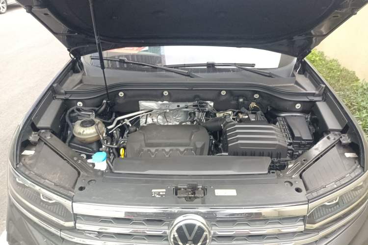Used Volkswagen Teramont X 2021 330TSI Two-Wheel-Drive Prestige Luxury Edition Engine Bay