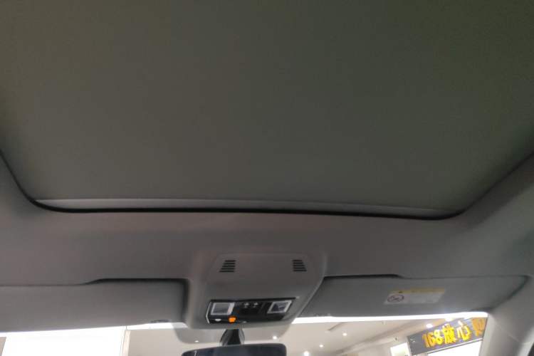 Used Volkswagen Teramont X 2021 330TSI Two-Wheel-Drive Luxury Edition Headliner