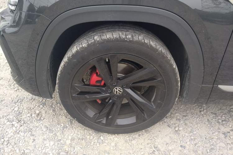 Used Volkswagen Teramont X 2021 380TSI Four-Wheel Drive Prestige Flagship Edition Left Front Wheel Hub