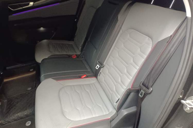 Used Volkswagen Teramont X 2021 330TSI Two-Wheel-Drive Prestige Luxury Edition Left Rear Seat