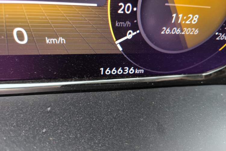 Used Volkswagen Teramont X 2021 380TSI Four-Wheel Drive Luxury Edition Odometer Close Up
