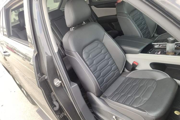 Used Volkswagen Teramont X 2021 380TSI Four-Wheel Drive Prestige Luxury Edition Right Front Seat