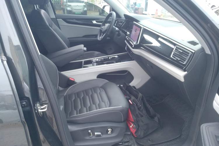 Used Volkswagen Teramont X 2021 380TSI Four-Wheel Drive Prestige Flagship Edition Right Front Seat