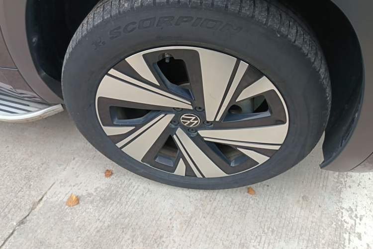 Used Volkswagen Teramont X 2021 330TSI Two-Wheel-Drive Prestige Luxury Edition Right Front Wheel Hub