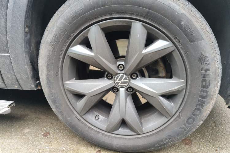 Used Volkswagen Teramont X 2021 380TSI Four-Wheel Drive Luxury Edition Right Front Wheel Hub